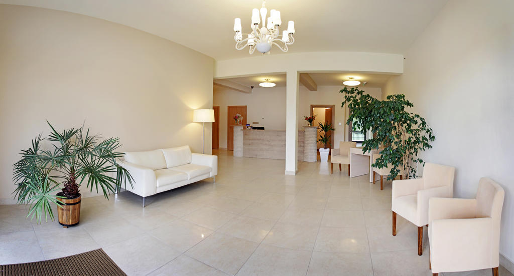 Hotel Notabene Świdnik Exterior photo